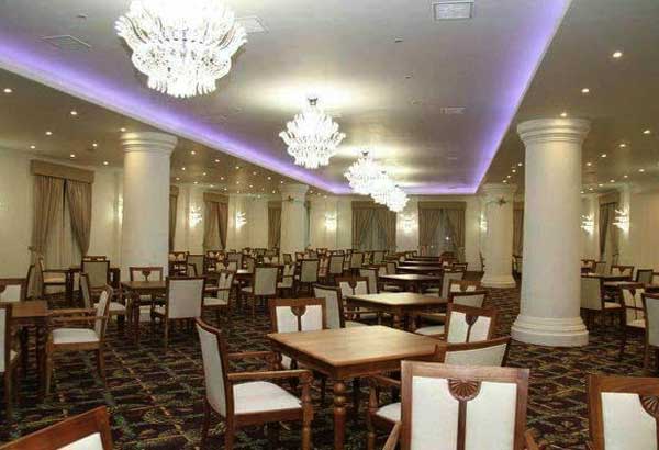 Luxury Tourist Hotel in Nuwara Eliya 