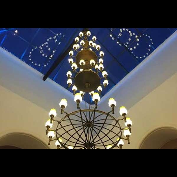 Lighting at Shopping Complex and Land Mark Building in Colombo